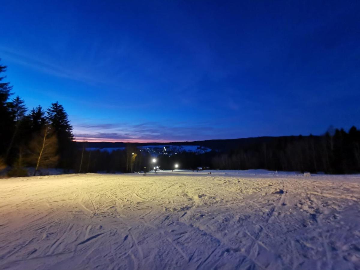 Ferienhaus Traumzeit Neuhutten  Екстериор снимка